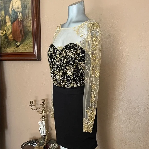 Vintage Eureka Black and Gold Embroidered Long Sleeve Dress.  Sz 10 - Picture 2 of 11